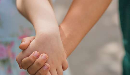 A láthatatlan testvér – Akiről elfeledkezik a világ